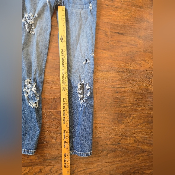Vintage Baby Phat Jeans Womens Size 7 Distressed Holes Designed Pockets Unique - Picture 6 of 8